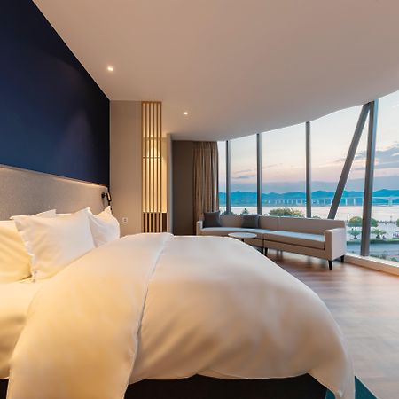 Holiday Inn Express Yichang Riverside By Ihg Esterno foto