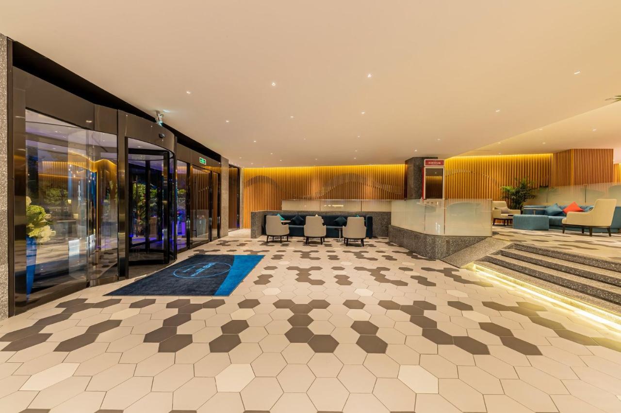 Holiday Inn Express Yichang Riverside By Ihg Esterno foto
